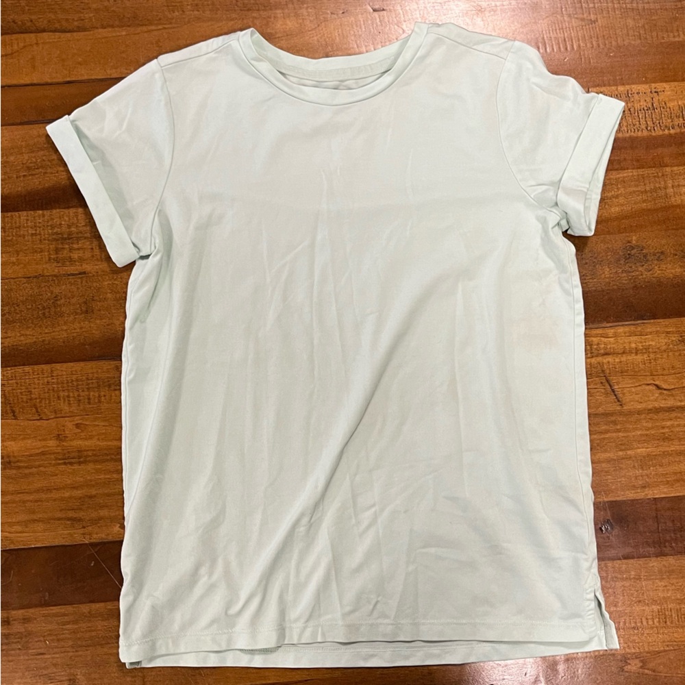 athleta girl tshirt